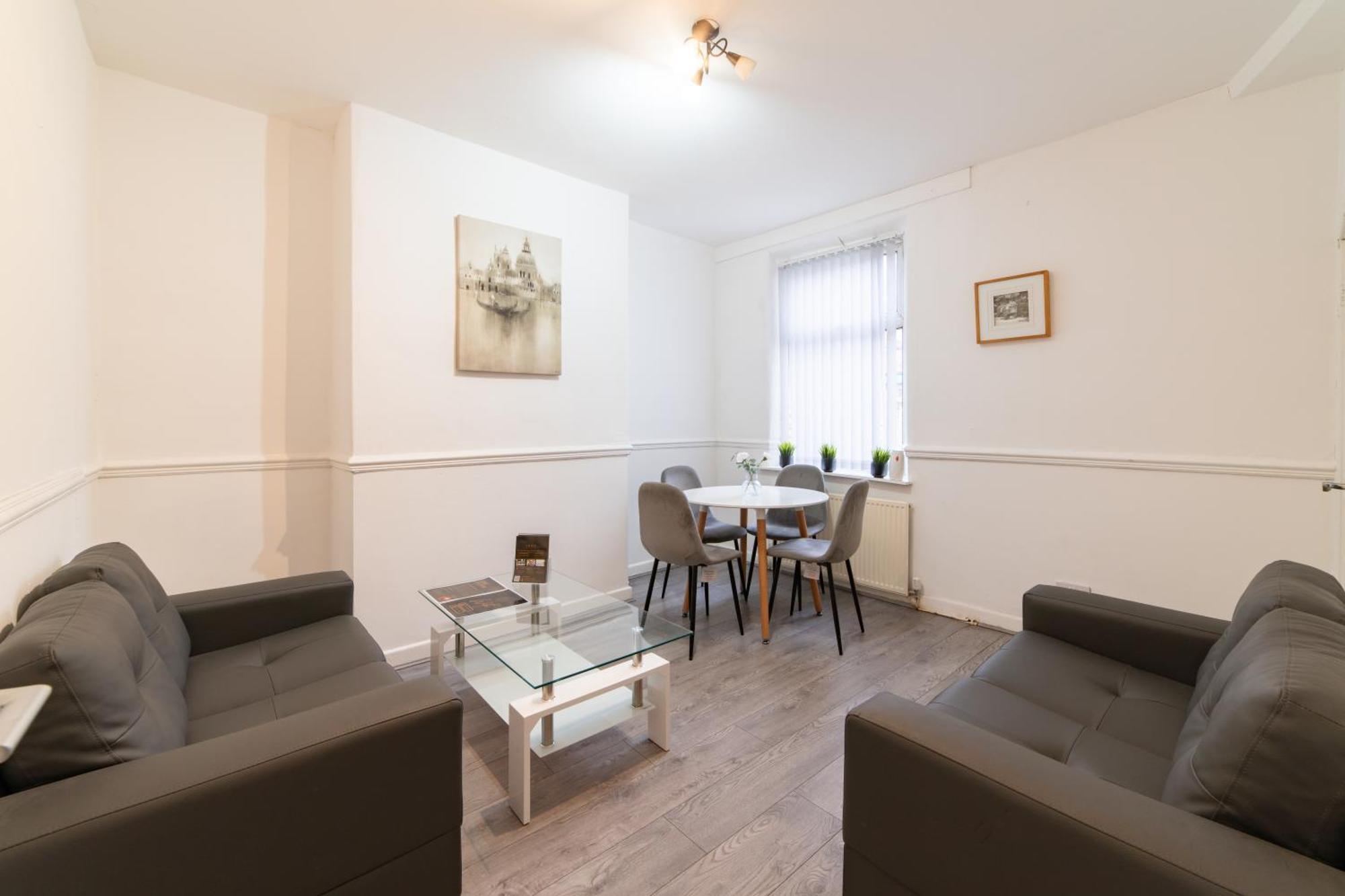Cozy Rooms In Shared Accommodation Near Anfield Stadium With Parking And Wifi Λίβερπουλ Εξωτερικό φωτογραφία